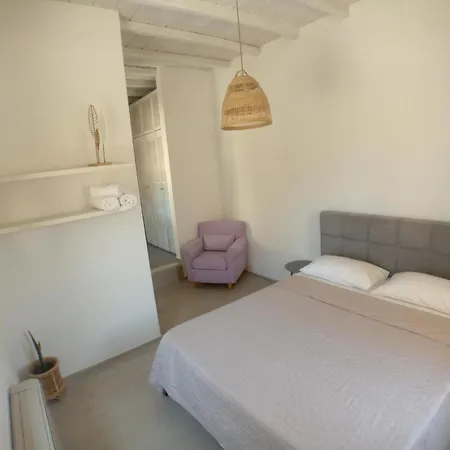 Aviola Mykonos * 法蒂亚