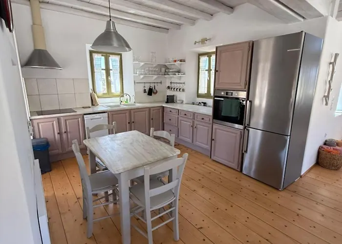 Aviola Mykonos Villa